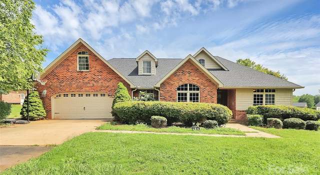 Property at 440 Lake Pointe Ln, Salisbury, NC 28146, 3 beds, 2 baths
