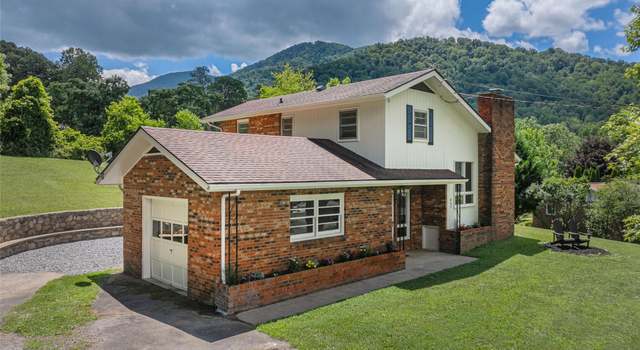 Photo of 827 Oakdale Rd, Waynesville, NC 28786