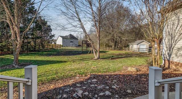 Photo of 2809 Loxdale Farms Dr, Monroe, NC 28110