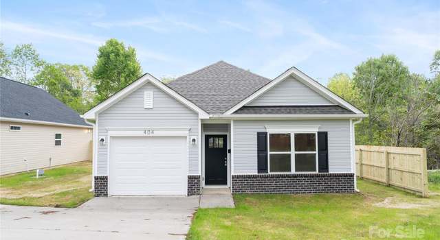 Photo of 401 Groves St, Lowell, NC 28098