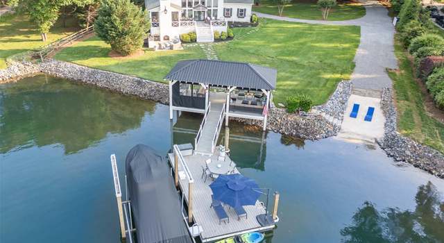 Photo of 108 Balmoral Dr, Mooresville, NC 28117