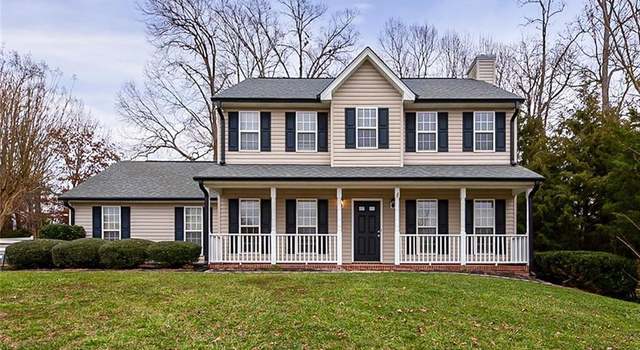Photo of 135 Shade Tree Cir, Fort Mill, SC 29715