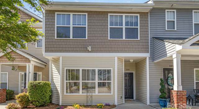 Photo of 105 Village Pl, Mount Holly, NC 28120