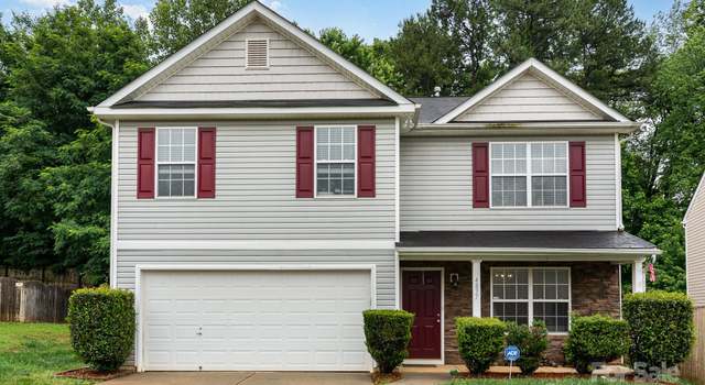 Photo of 4837 Autumn Oak Dr, Charlotte, NC 28269