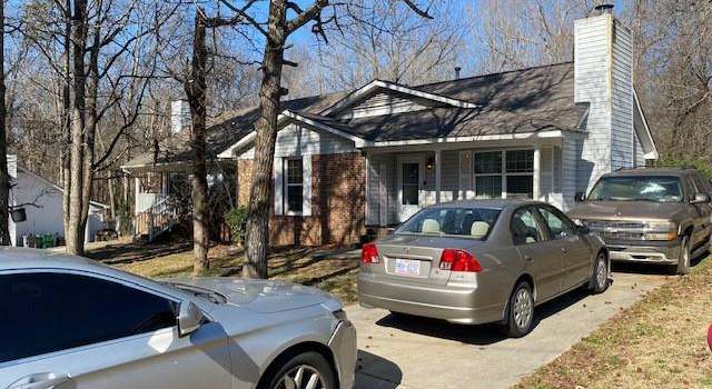 Photo of 6536 Pineburr Rd, Charlotte, NC 28211