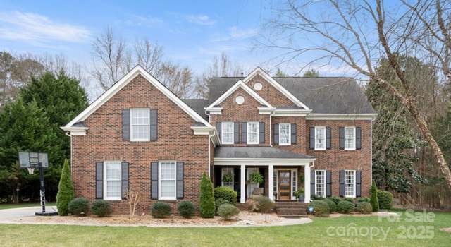 Property at 518 Streamside Ln, Waxhaw, NC 28173, 5 beds, 3 baths