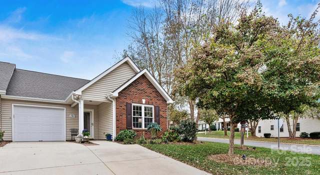 Photo of 191 Oak Village Pkwy, Mooresville, NC 28117