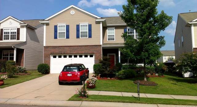 Photo of 7408 Lamplighter Close Dr, Matthews, NC 28105