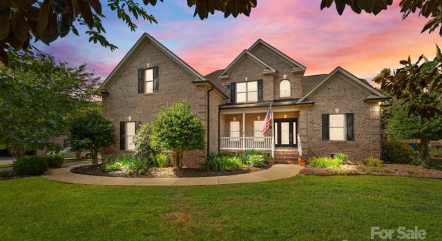 Photo of 389 Ponderosa Cir, Mooresville, NC 28117