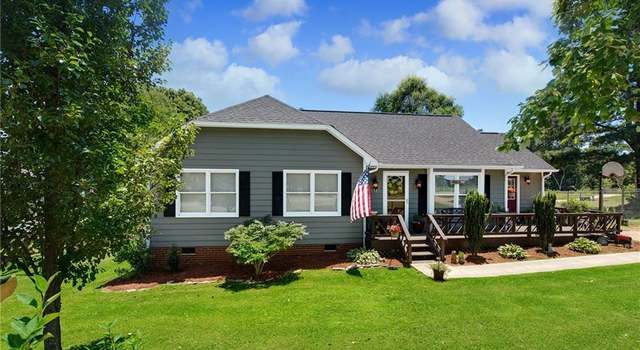 Photo of 3517 Deer Track Ln, Monroe, NC 28110