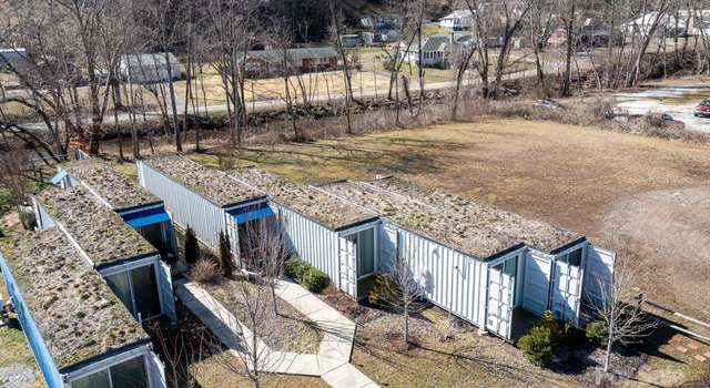 Photo of 117 Commerce St, Old Fort, NC 28762