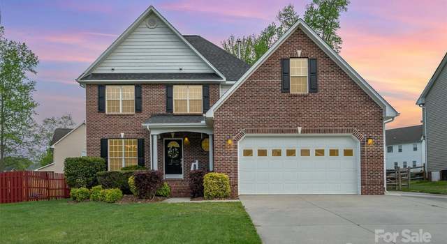 Photo of 1308 Stonewyck Dr, Salisbury, NC 28146