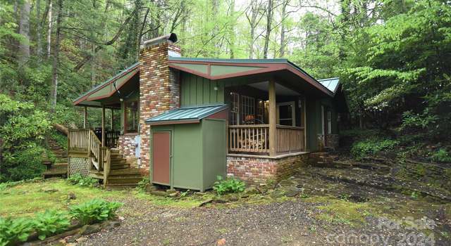 Photo of 367 Johnson Branch Rd, Maggie Valley, NC 28751