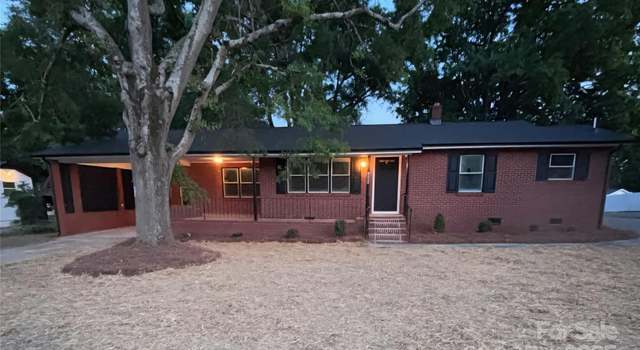 Photo of 1900 Walkup Ave #1, Monroe, NC 28110