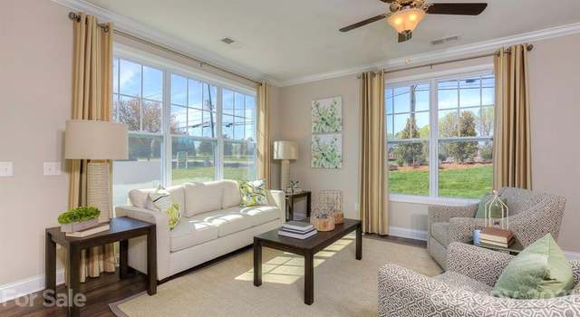 Photo of 755 Little Blue Stem Dr, Lake Wylie, SC 29710