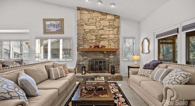 Photo of 402 Laurel Oak Ln, Hendersonville, NC 28791