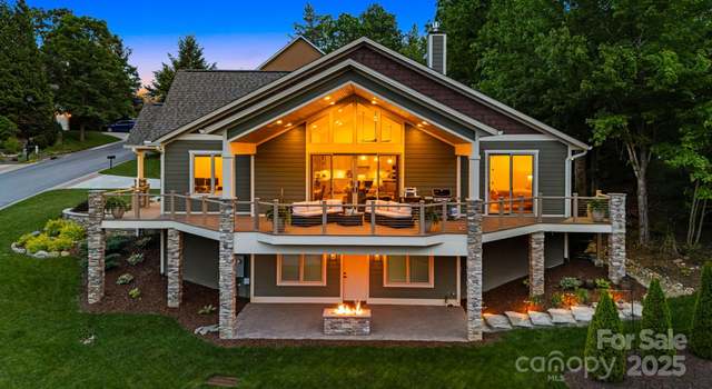 Photo of 15 Ledgestone Dr, Fairview, NC 28730