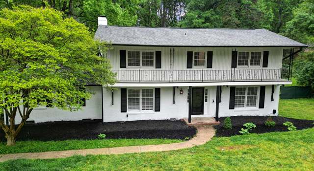 Photo of 7531 Linda Lake Dr, Charlotte, NC 28215