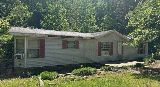 Photo of 156 Hurst Dr, Statesville, NC 28677