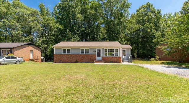 Photo of 105 Autumn Pl, York, SC 29745