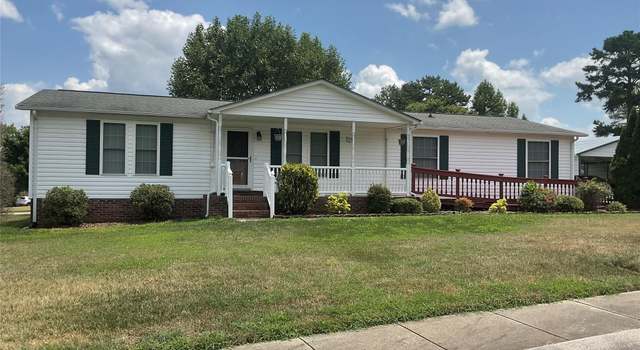 Photo of 1695 Lemming Dr, Concord, NC 28025