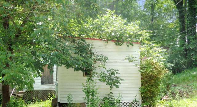 Photo of 12 Whippoorwill Dr, Marion, NC 28752