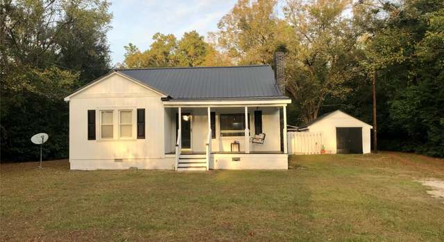 Photo of 406 Blackmon St N, Bethune, SC 29009