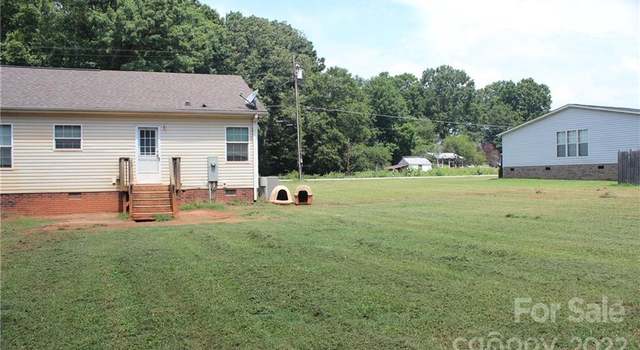 Photo of 121 Pine State Rd, Troutman, NC 28166