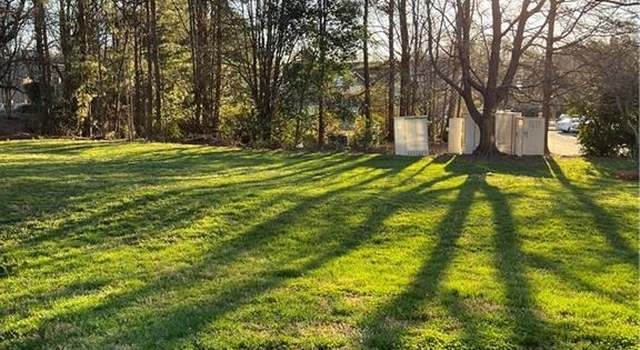 Photo of 4821 Spring Lake Dr Unit B, Charlotte, NC 28212