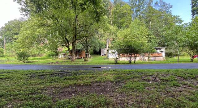 Photo of 791 Lower Shut In Rd, Hot Springs, NC 28743