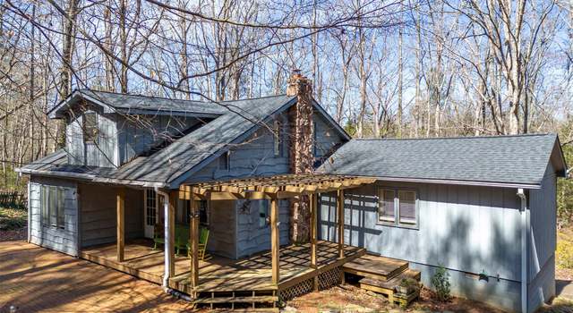 Photo of 373 Hollow Wood Ln, Tryon, NC 28782