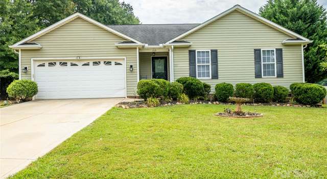 Photo of 309 Irish Downs Dr, Clover, SC 29710