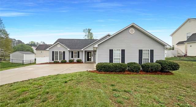 Photo of 4147 Timberwood Dr, Gastonia, NC 28056
