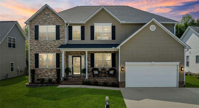 Photo of 3 Holmes Ln, Arden, NC 28704