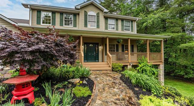 Photo of 148 Broyles Rd, Hendersonville, NC 28791