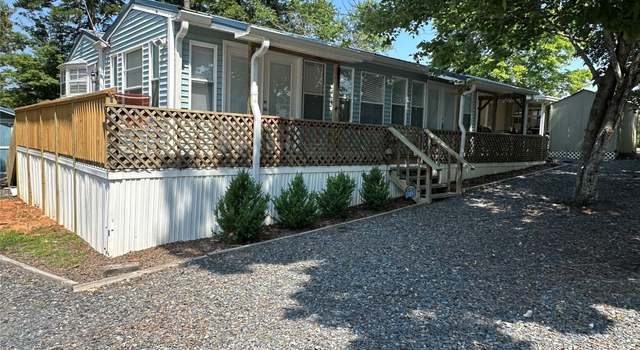Photo of 104 Pine St #201, New London, NC 28127
