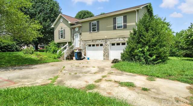 Photo of 3784 Pennsylvania Ave, Lenoir, NC 28645