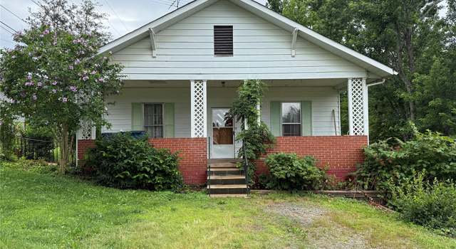 Photo of 28 Central Ave, Granite Falls, NC 28630
