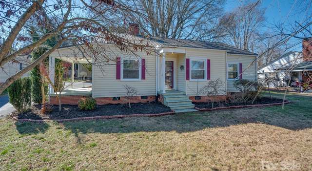 Photo of 1451 11th St NW, Hickory, NC 28601