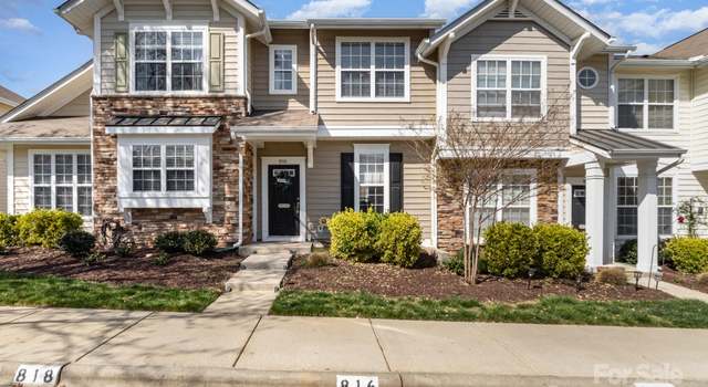 Photo of 816 Gentlewinds Ct, Fort Mill, SC 29708