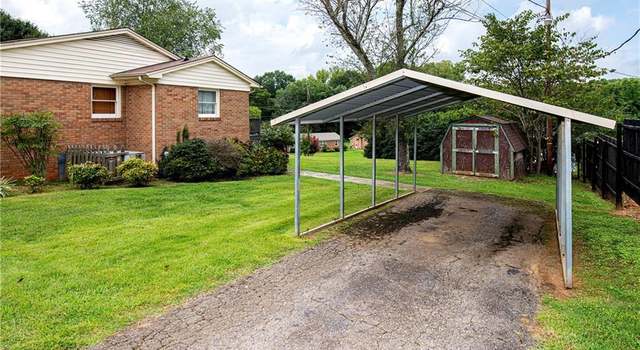 Photo of 12 Spruce Pine Dr, Belmont, NC 28012