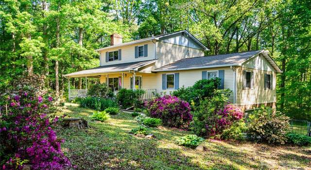 Photo of 6766 Little Mountain Rd, Sherrills Ford, NC 28673