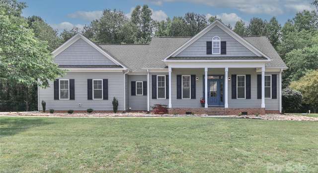 Photo of 3709 Creek Ridge Dr, Denver, NC 28037
