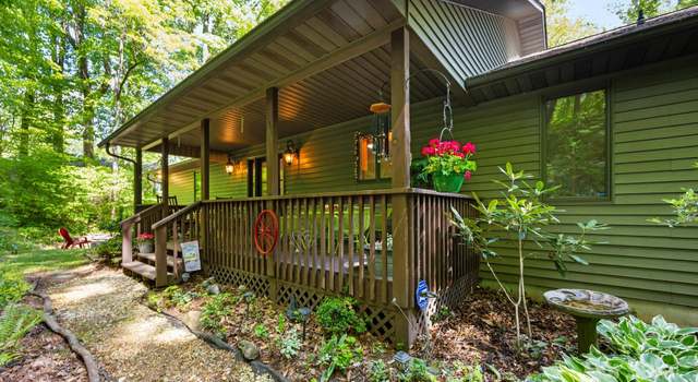 Photo of 81 Corbin Shady Ln, Waynesville, NC 28785