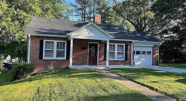 Photo of 102 Garden Pl, Morganton, NC 28655
