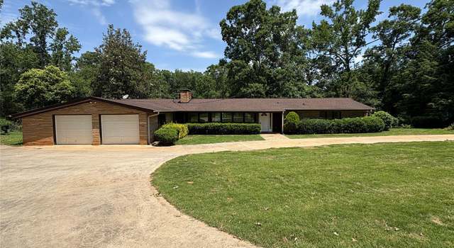 Photo of 223 W Forest Dr, Greenwood, SC 29646