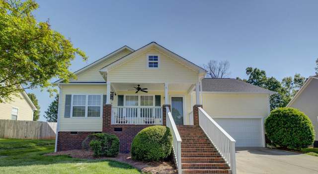 Photo of 1488 Meadow Glen Ln, Rock Hill, SC 29730