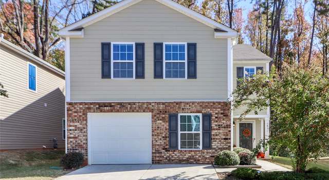 Photo of 6810 Broad Valley Ct, Charlotte, NC 28216
