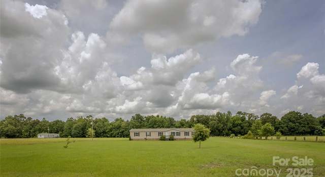 Photo of 3965 Blackberry Ln, Sumter, SC 29154