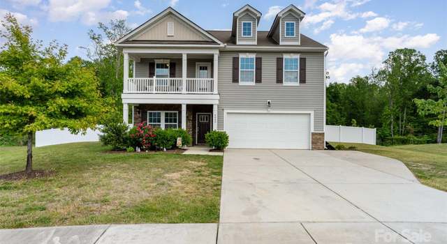 Photo of 6040 Fazio Ct, Harrisburg, NC 28075